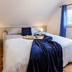 Gryfne Kaszuby * Kamienica Krolewska