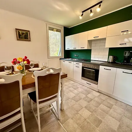 Gryfne Kaszuby * Kamienica Krolewska